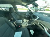 Used 2024 GMC Terrain SLE w/ Driver Convenience Package image 5