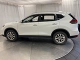 Used 2018 Nissan Rogue SV image 3