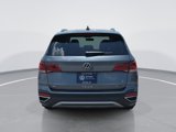 Certified 2022 Volkswagen Taos SE image 4