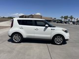 Used 2019 Kia Soul + image 3