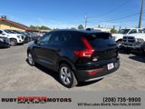 Used 2021 Volvo XC40 T5 Momentum image 5