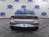 Used 2023 Hyundai Elantra SE image 5