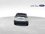 Used 2019 Jeep Cherokee Latitude Plus image 4