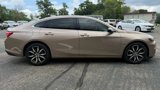 Used 2018 Chevrolet Malibu LT w/ Leather Package image 6