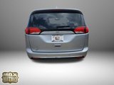 Used 2020 Chrysler Pacifica Limited image 4