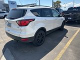 Used 2019 Ford Escape SE image 4