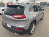 Used 2018 Jeep Cherokee Limited image 4