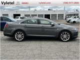 Used 2018 Ford Taurus Limited image 2