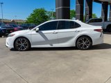 Used 2019 Toyota Camry L image 4