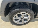 New 2025 Jeep Compass Latitude image 3