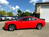 Used 2017 Dodge Charger SXT image 2
