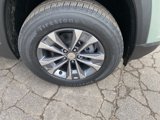 New 2025 Chevrolet Equinox LT image 4
