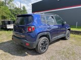 Used 2016 Jeep Renegade Trailhawk image 3