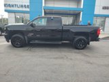 Used 2017 Chevrolet Silverado 1500 LT w/ Midnight Edition image 6