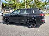 Used 2023 Mitsubishi Outlander SE Black Edition image 6
