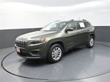 Used 2019 Jeep Cherokee Latitude w/ Cold Weather Group image 3