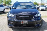 New 2025 Chrysler Pacifica Limited w/ Uconnect Theater Family Group image 3