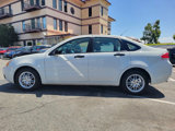Used 2010 Ford Focus SE image 2