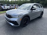 Used 2023 Volkswagen Tiguan SE R-Line image 3