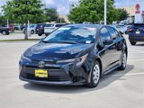 Used 2025 Toyota Corolla LE image 3