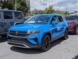 Used 2023 Volkswagen Taos SE image 2
