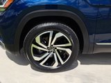 Used 2022 Volkswagen Atlas SEL image 3