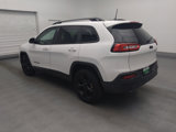 Used 2016 Jeep Cherokee Latitude w/ Comfort/Convenience Group image 3
