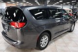 Used 2017 Chrysler Pacifica Touring image 5