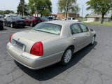 Used 2004 Lincoln Town Car Signature image 5