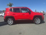Certified 2023 Jeep Renegade Latitude w/ Premium Group image 4