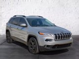 Used 2017 Jeep Cherokee High Altitude image 2