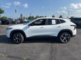 Used 2024 Chevrolet Trax RS w/ Driver Confidence Package image 2