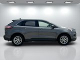 Used 2022 Ford Edge SEL image 4