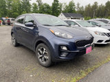 Used 2020 Kia Sportage LX image 2