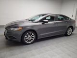Used 2017 Ford Fusion SE image 2