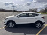 Used 2021 Nissan Rogue Sport S image 4