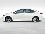 Used 2021 Toyota Corolla LE image 2