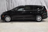 New 2025 Chrysler Pacifica Select image 6