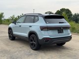 New 2025 Volkswagen Taos SE image 3