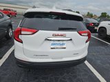 Used 2023 GMC Terrain SLE w/ Driver Convenience Package image 3
