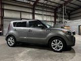 Used 2015 Kia Soul + image 4