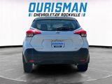 Used 2020 Nissan Kicks SV image 5