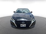 Used 2023 Nissan Altima 2.5 SV image 2