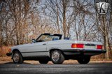 Used 1988 Mercedes-Benz 560 SL image 4