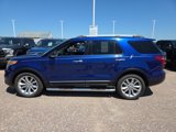 Used 2013 Ford Explorer XLT image 2
