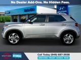 New 2025 Hyundai Venue SEL image 3