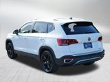 Certified 2022 Volkswagen Taos SE w/ Panoramic Sunroof Package image 5