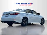 Used 2016 Lexus ES 350 w/ Luxury Package w/Wood Trim image 2