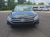 Used 2015 Volkswagen Tiguan S image 2