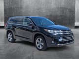 Used 2017 Toyota Highlander Limited image 3